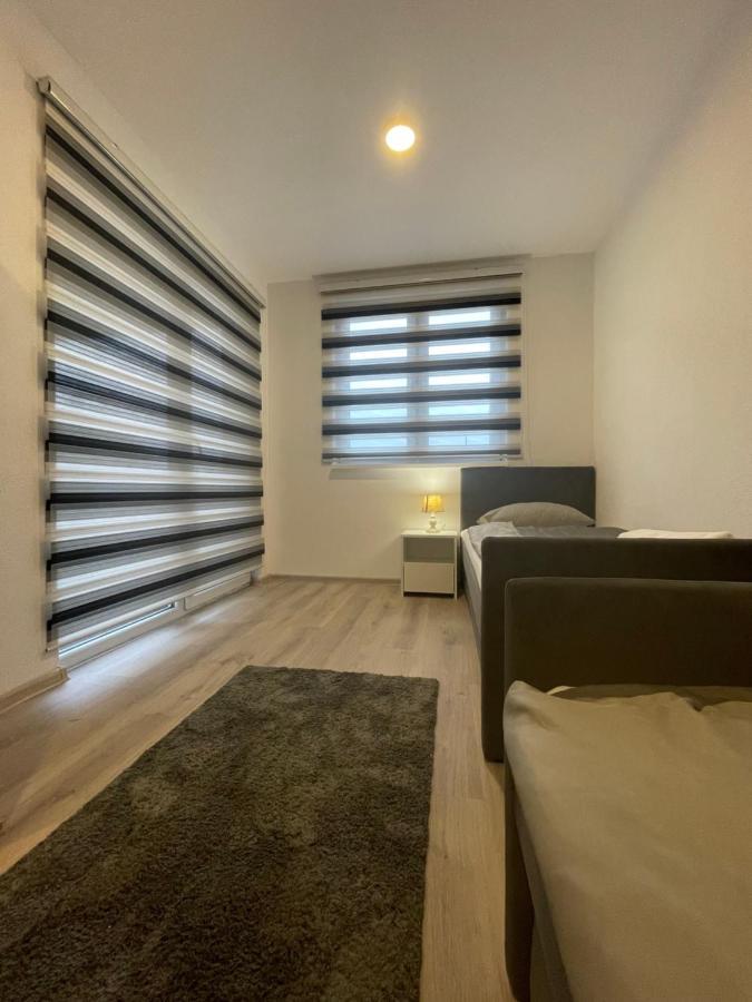 Ammirevole Ravne Apartments Visoko Buitenkant foto