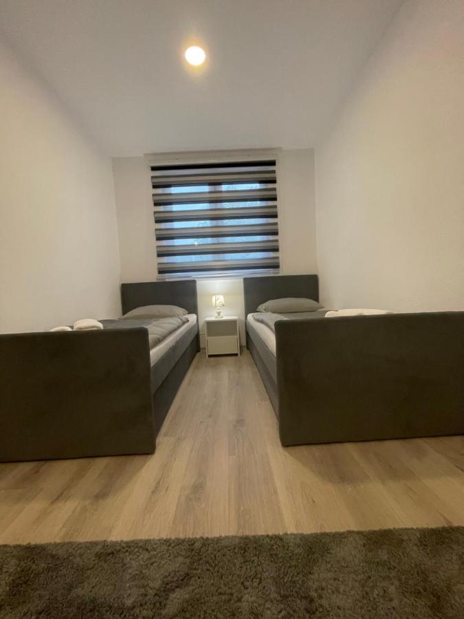 Ammirevole Ravne Apartments Visoko Buitenkant foto