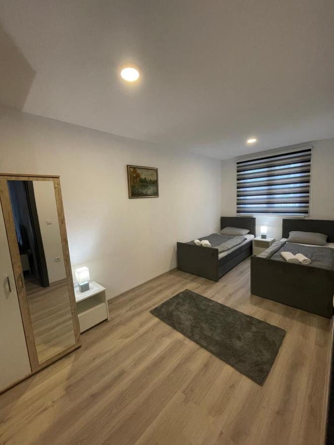 Ammirevole Ravne Apartments Visoko Buitenkant foto