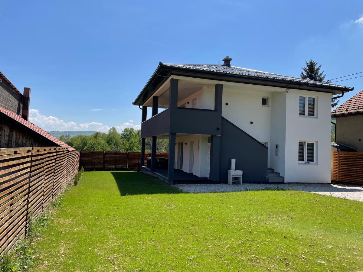 Ammirevole Ravne Apartments Visoko Buitenkant foto