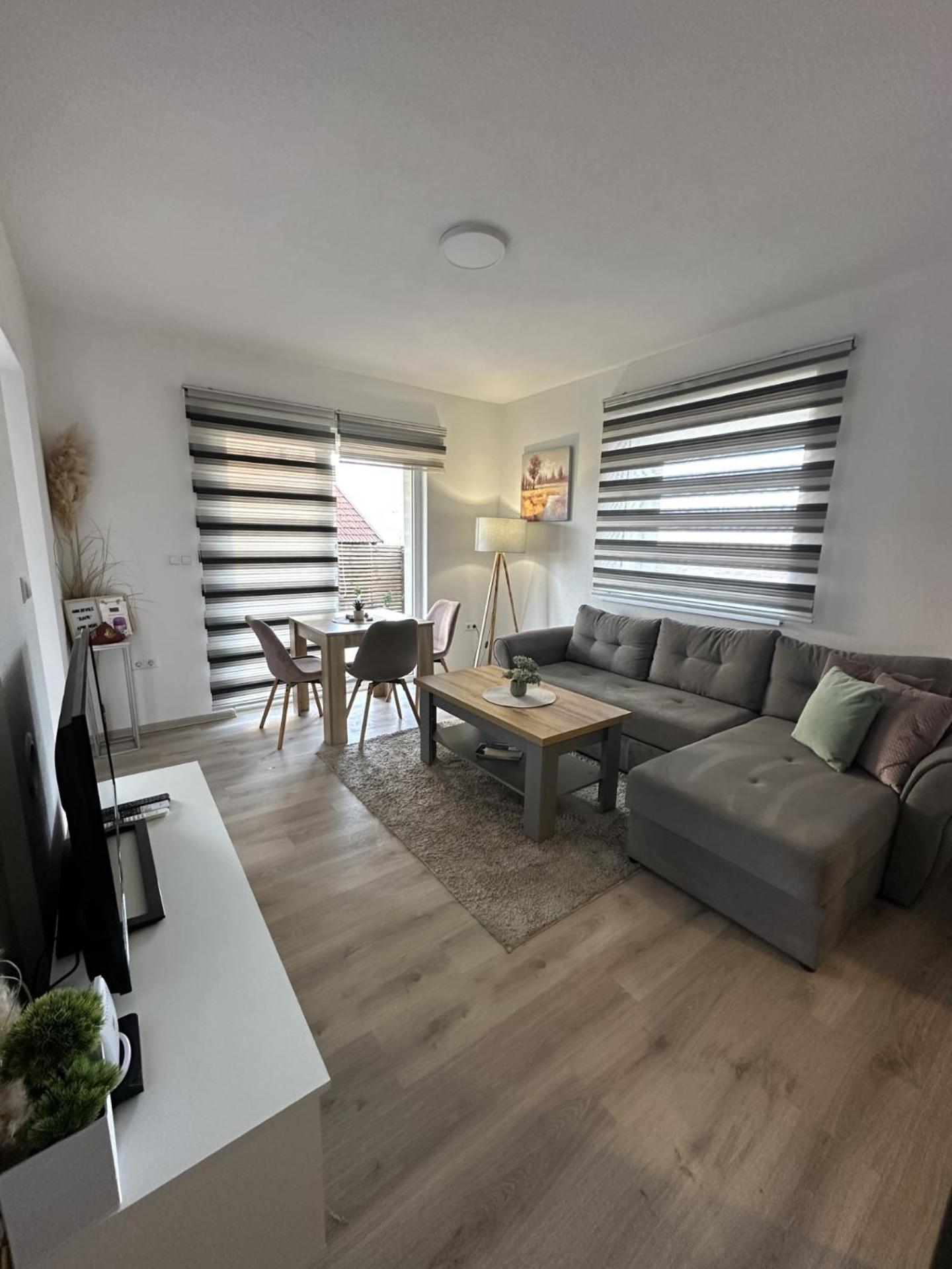 Ammirevole Ravne Apartments Visoko Buitenkant foto